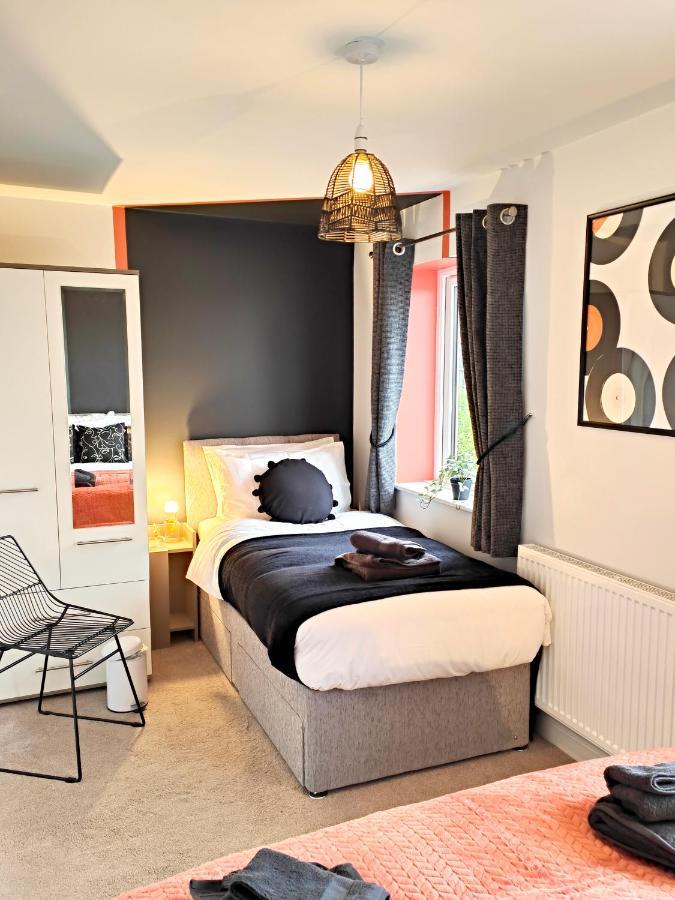 Carvetii - Phoenix House - Near Hospital, Max 8 Ppl Карлайл Екстериор снимка